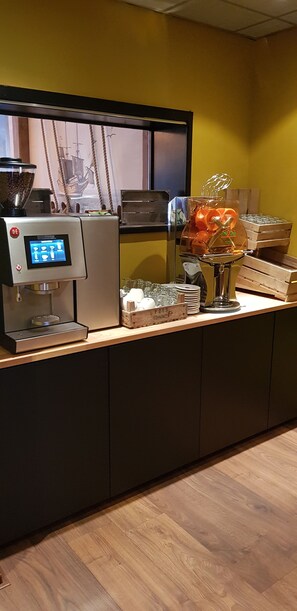 Petit déjeuner buffet compris tous les jours