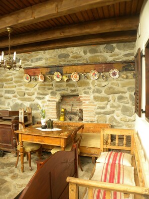 Courtyard - Casa Bertha (Sighisoara)