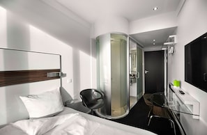 Ropa de cama hipoalergénica, escritorio y cortinas blackout