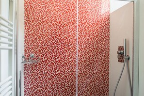 Haartrockner, Handtücher