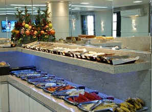 Free daily continental breakfast  - Itamaraty Hotel (Anapolis)