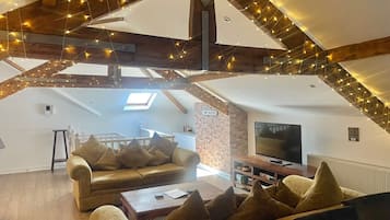 Apartment, Private Bathroom (3 Bedroom) | Lounge