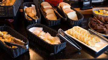 Dagelijks ontbijtbuffet (BRL 58.00 per persoon)