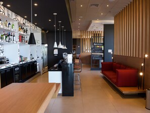 Exterior - Ibis Tatuí (Tatui)