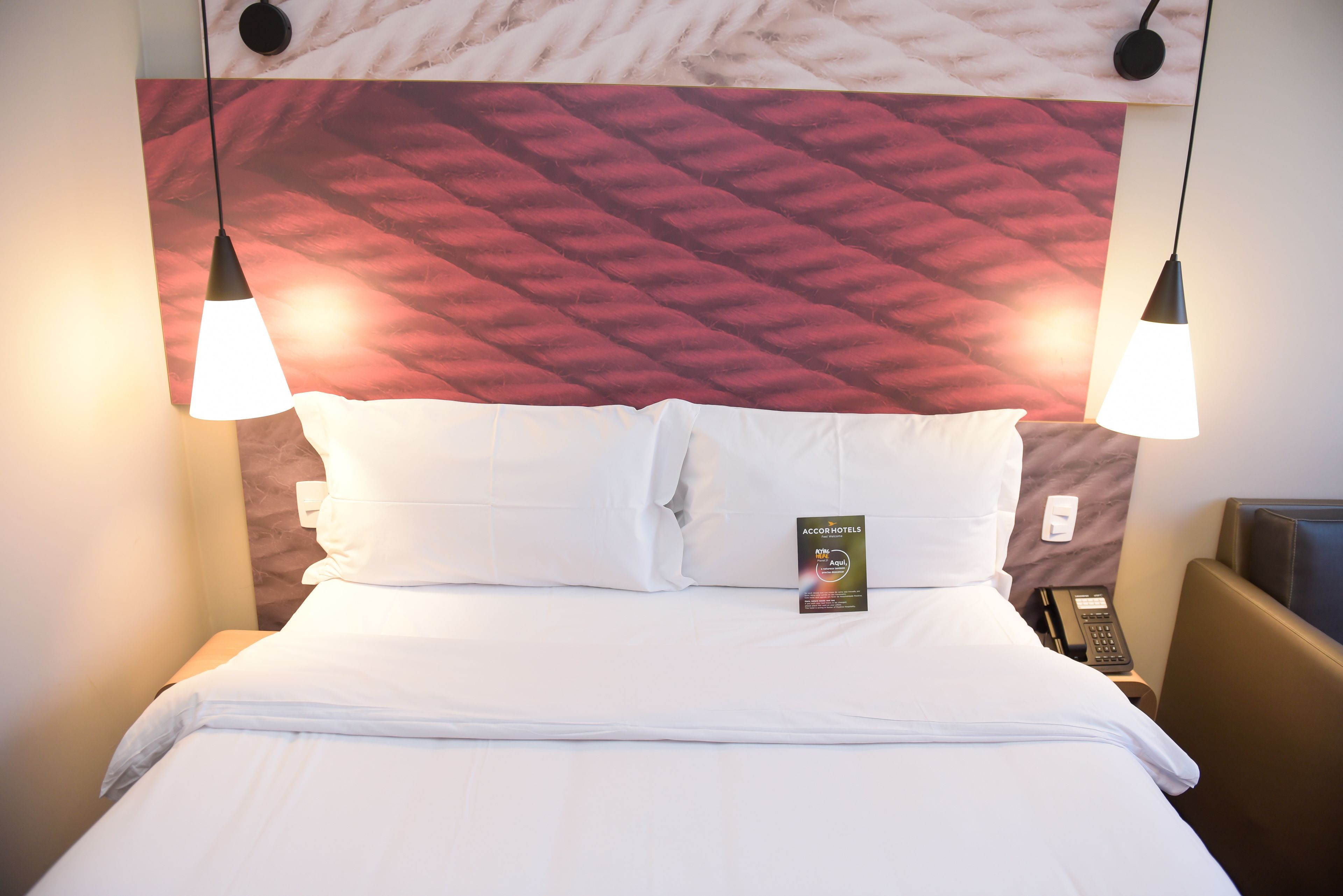 standard room, multiple beds | minibar, desk, soundproofing, free cots/infant beds