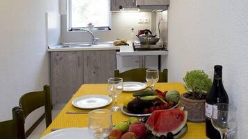 Apartment | In-room dining