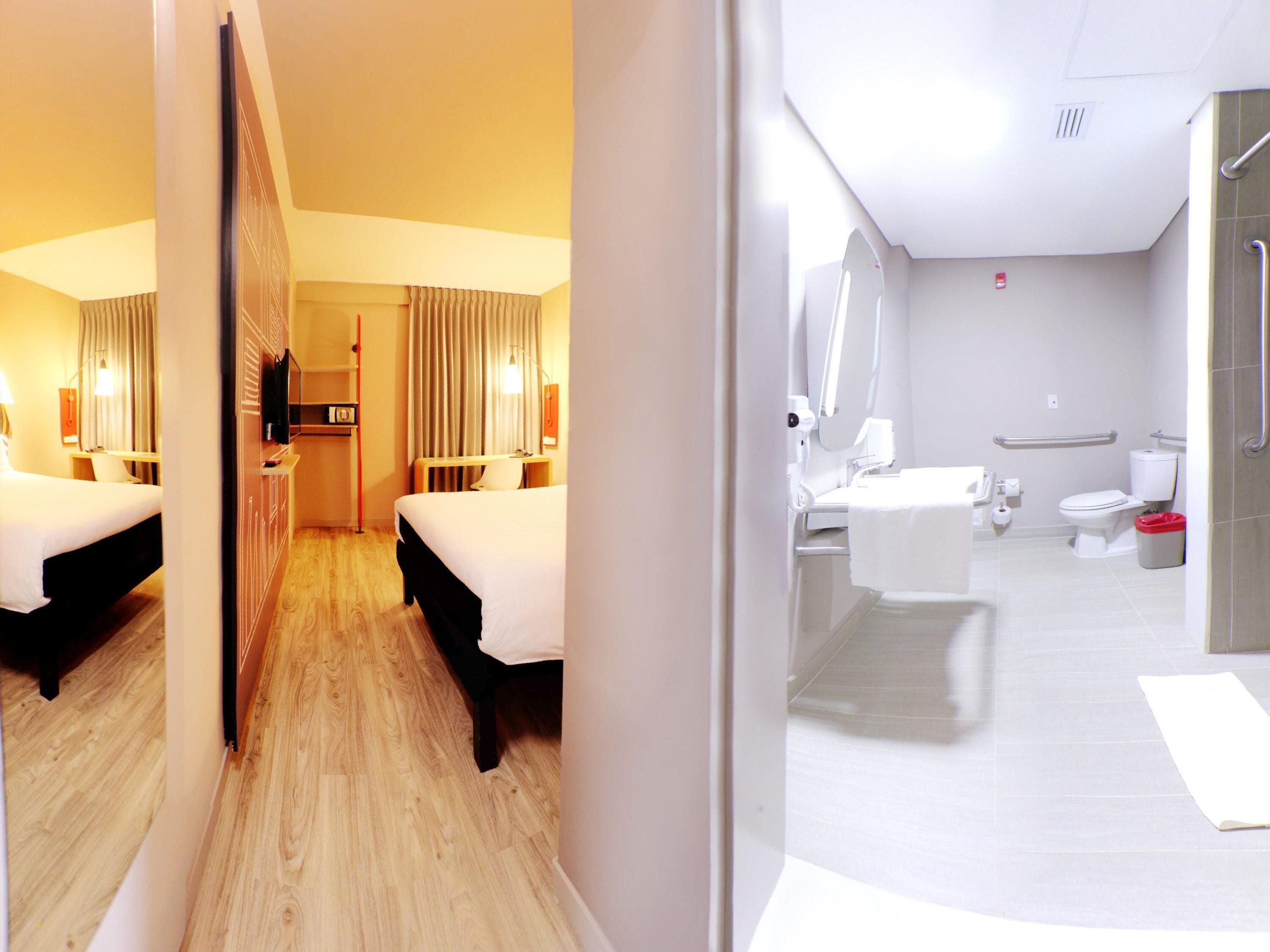 Standard Room, 1 Double Bed | In-room safe, desk, laptop workspace, blackout drapes