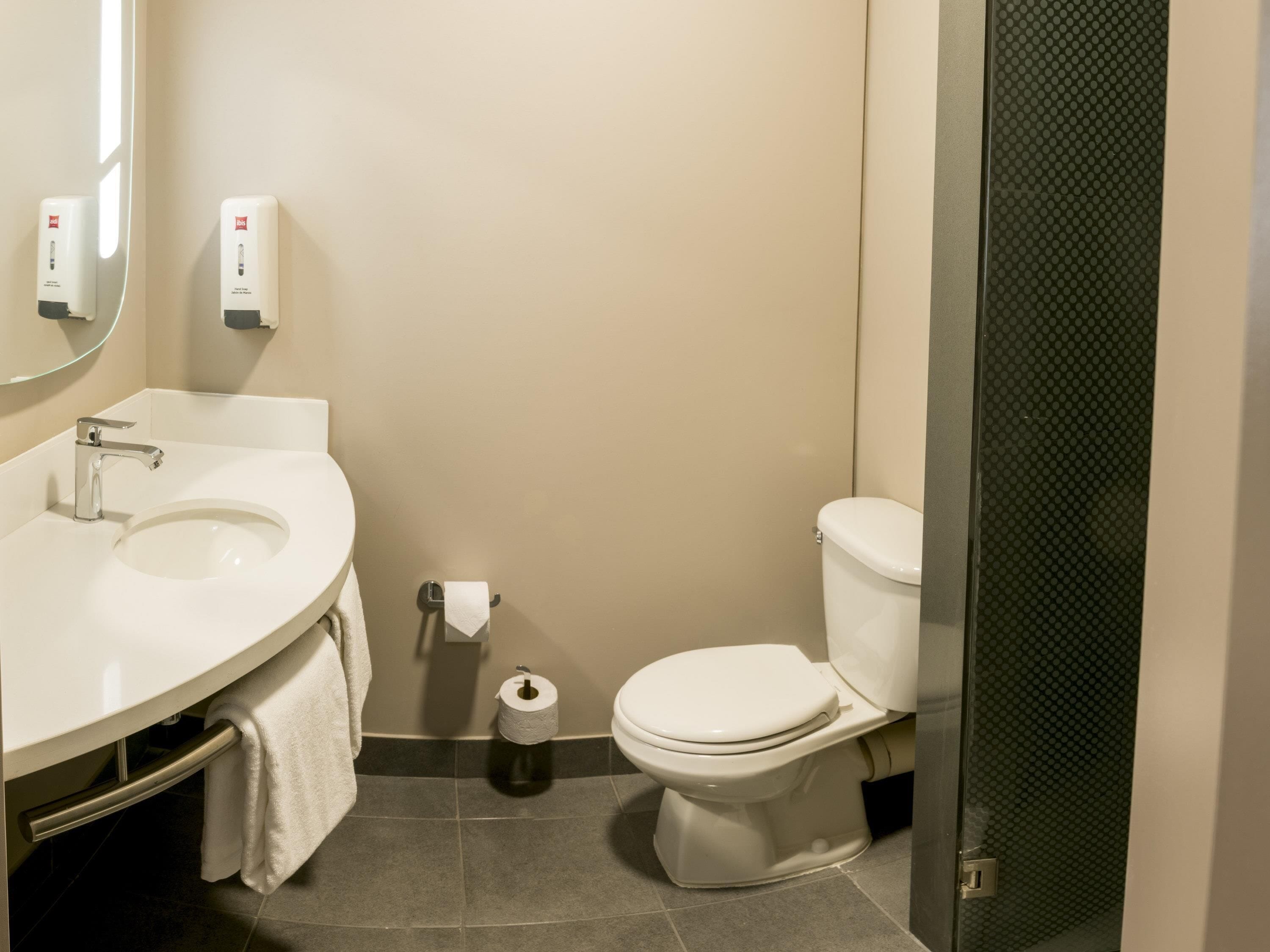 in-room safe, desk, laptop workspace, blackout curtains