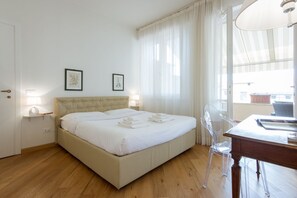 1 bedroom, desk, iron/ironing board, WiFi - Apartments Florence - Repubblica Terrace (Firenze)