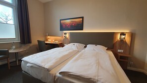 Coffres-forts dans les chambres, bureau, rideaux occultants