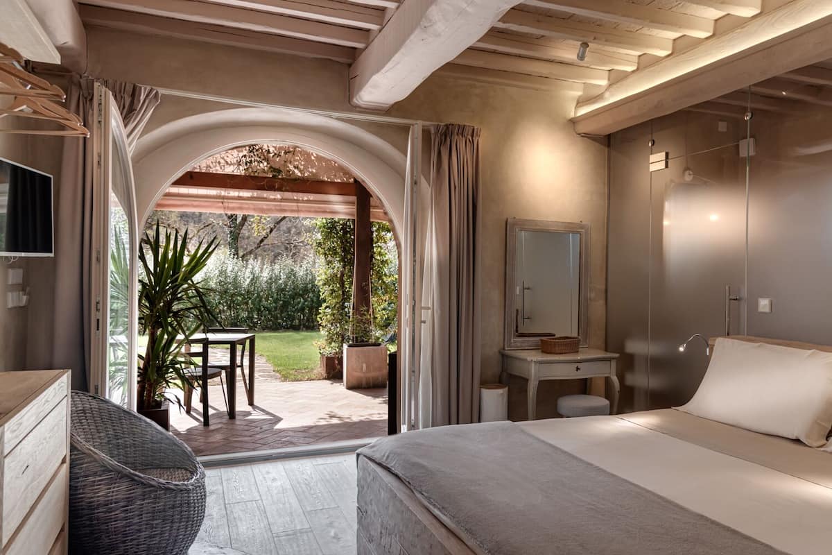 Double Room, Patio