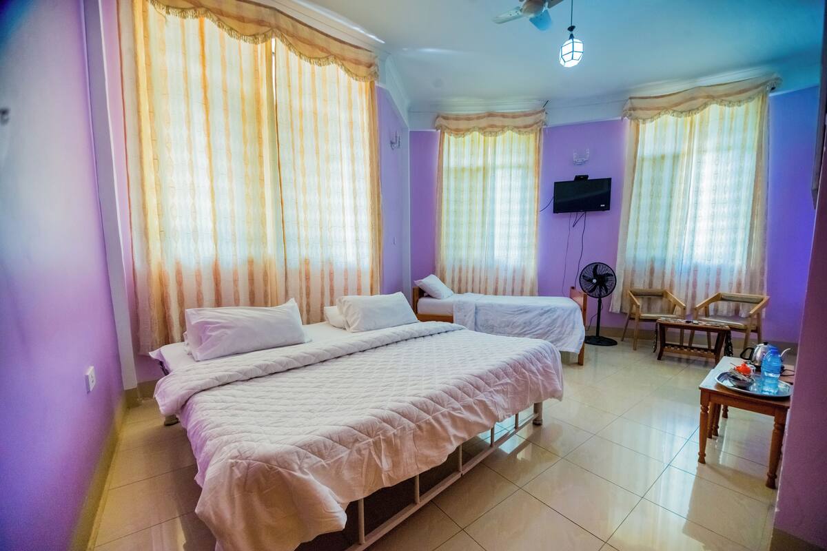 Zimmersafe, Verdunkelungsvorhänge, kostenloses WLAN