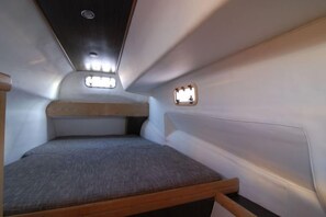 Casa rodante clásica, 1 cama King size | 4 habitaciones, ropa de cama de alta calidad y ropa de cama 