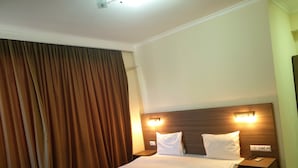 Deluxe Double Room, 1 King Bed - Hotel M9 (Tbilisi)