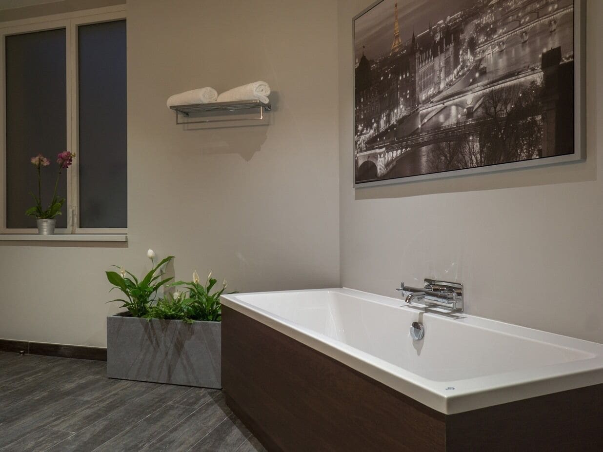 Suite, Ensuite, Garden View | Bathroom