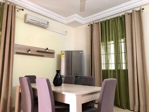 Dining - Villa Mafaya, Haut Standing (Niamey)