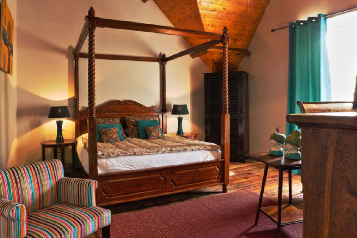 Premium bedding, blackout curtains, soundproofing, free WiFi