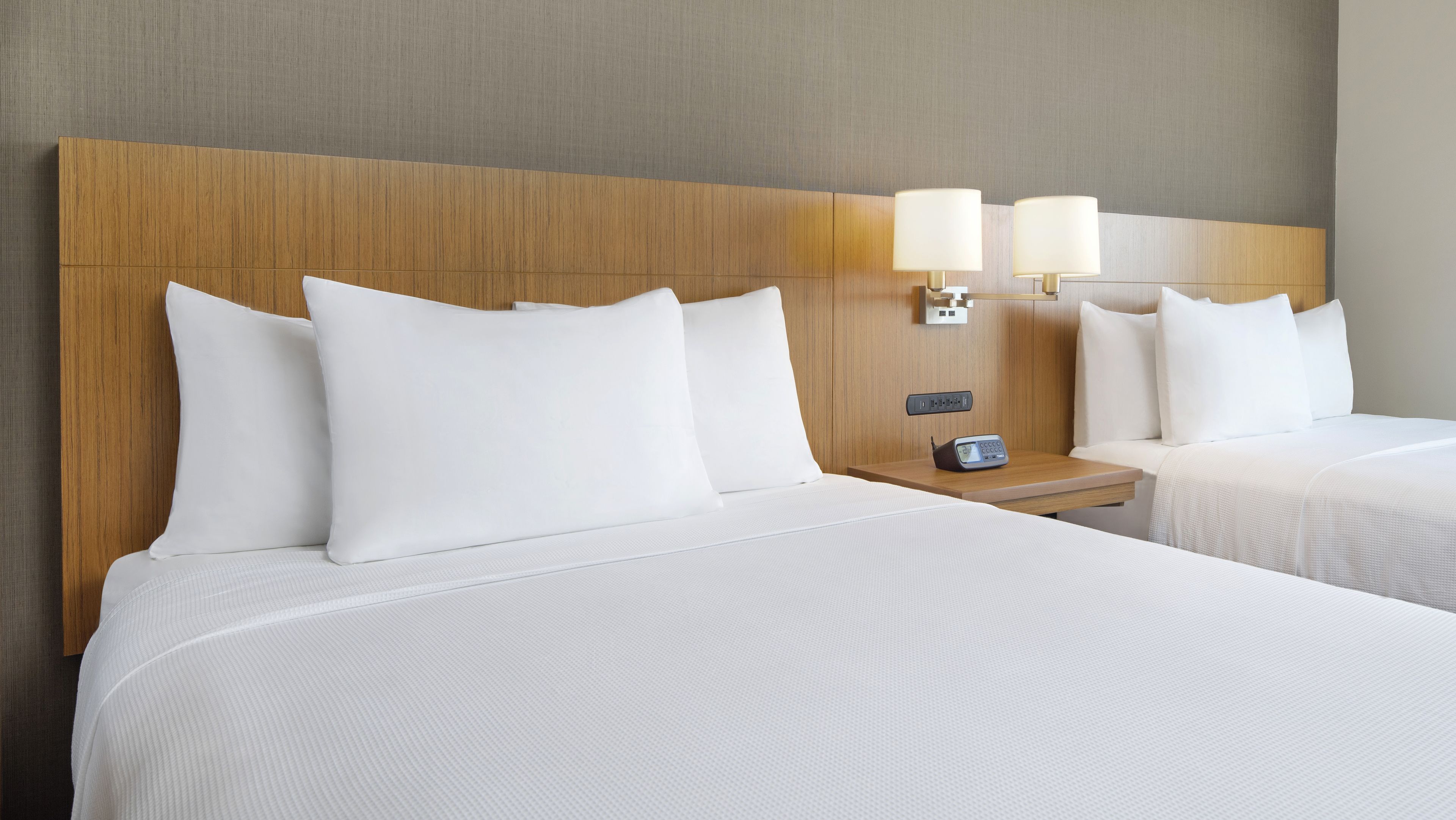 1 bedroom, in-room safe, desk, blackout curtains