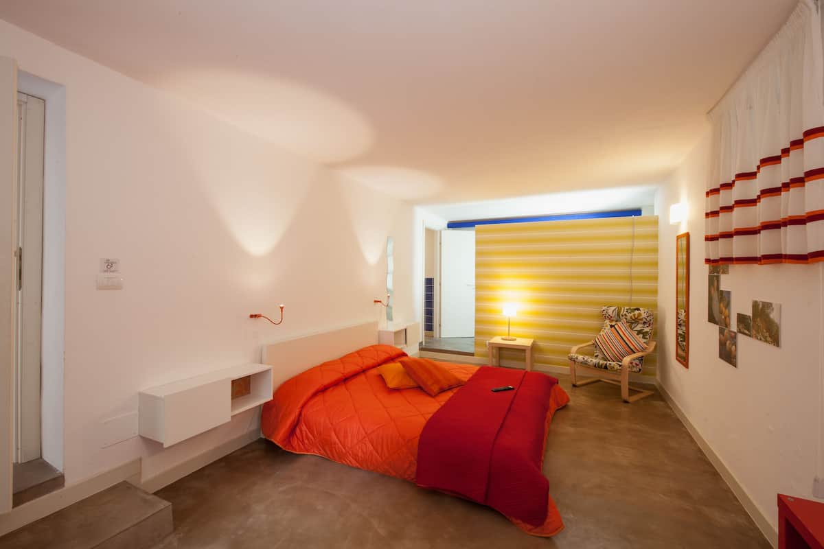 Junior Suite | Desk, soundproofing, free WiFi, bed sheets