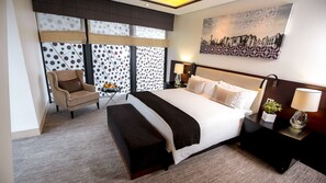 Apartment, 2 Schlafzimmer, Stadtblick | Hochwertige Bettwaren, Minibar, Zimmersafe, Schreibtisch