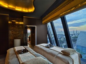 Couples treatment room(s), sauna, hot tub, steam room - Apartments by Fairmont Baku Flame Towers (Baku)