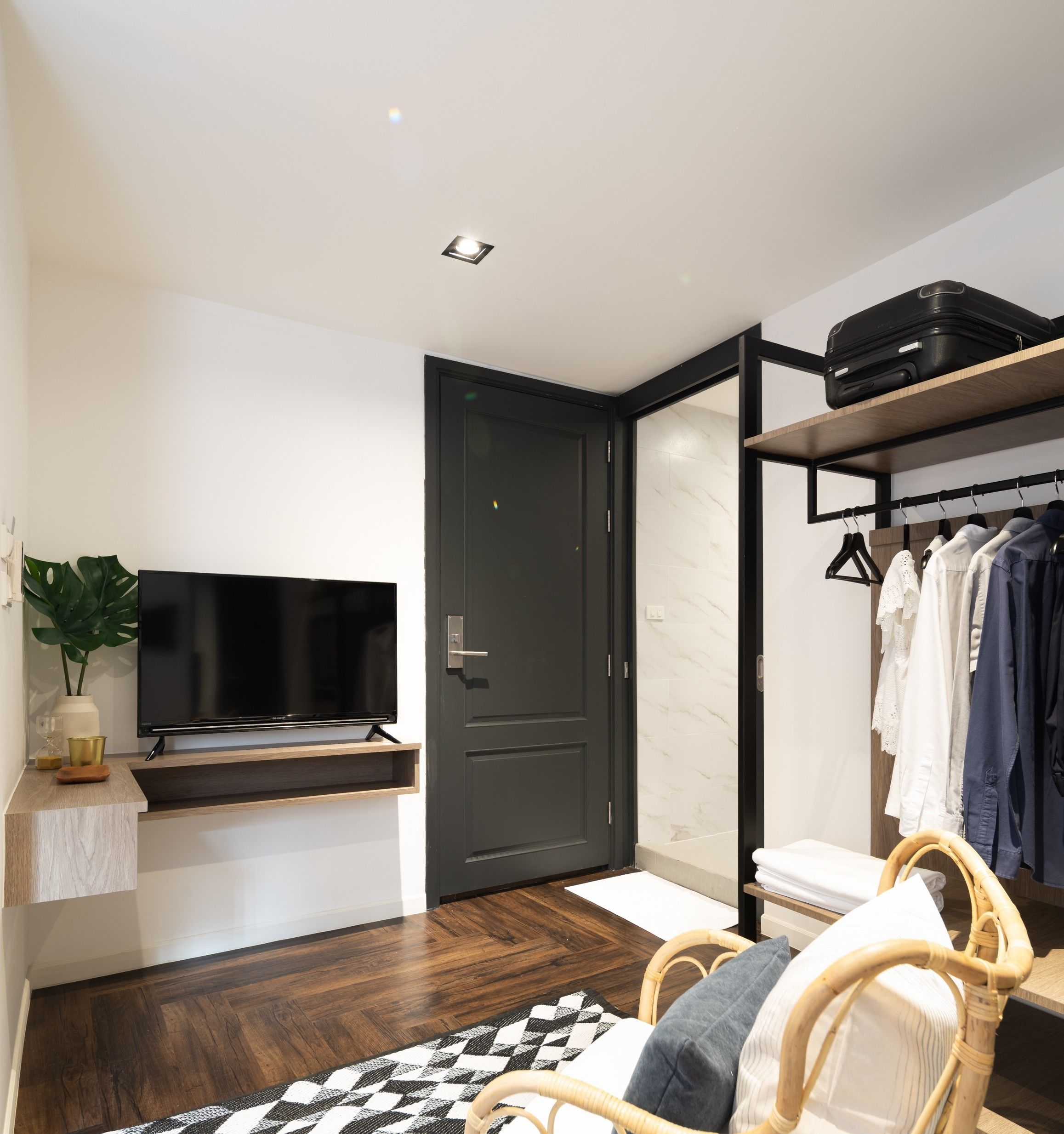 Foto - Warm Window Silom