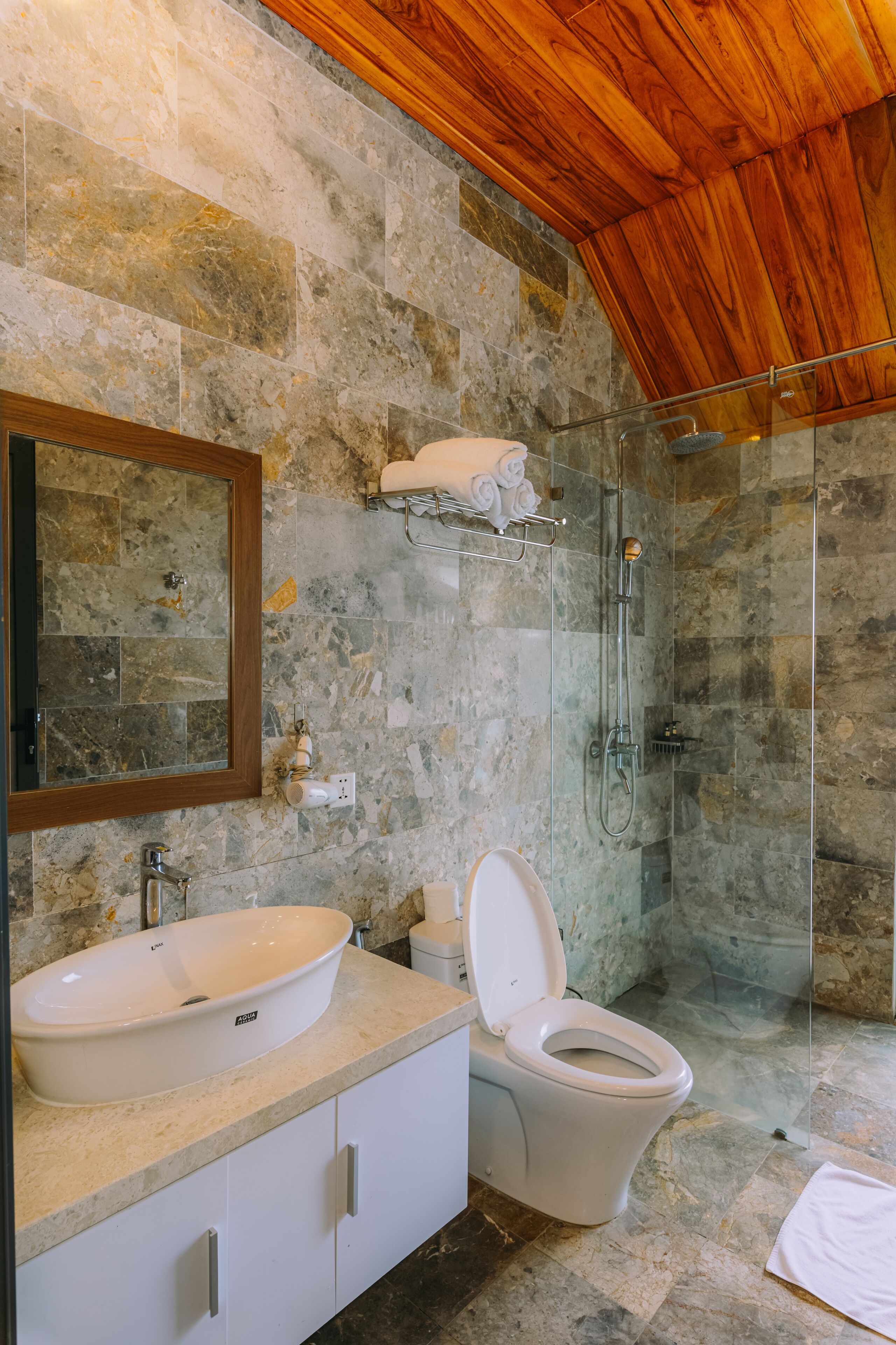 family room, 1 bedroom, balcony | bathroom | shower, rainfall showerhead, free toiletries, hair dryer