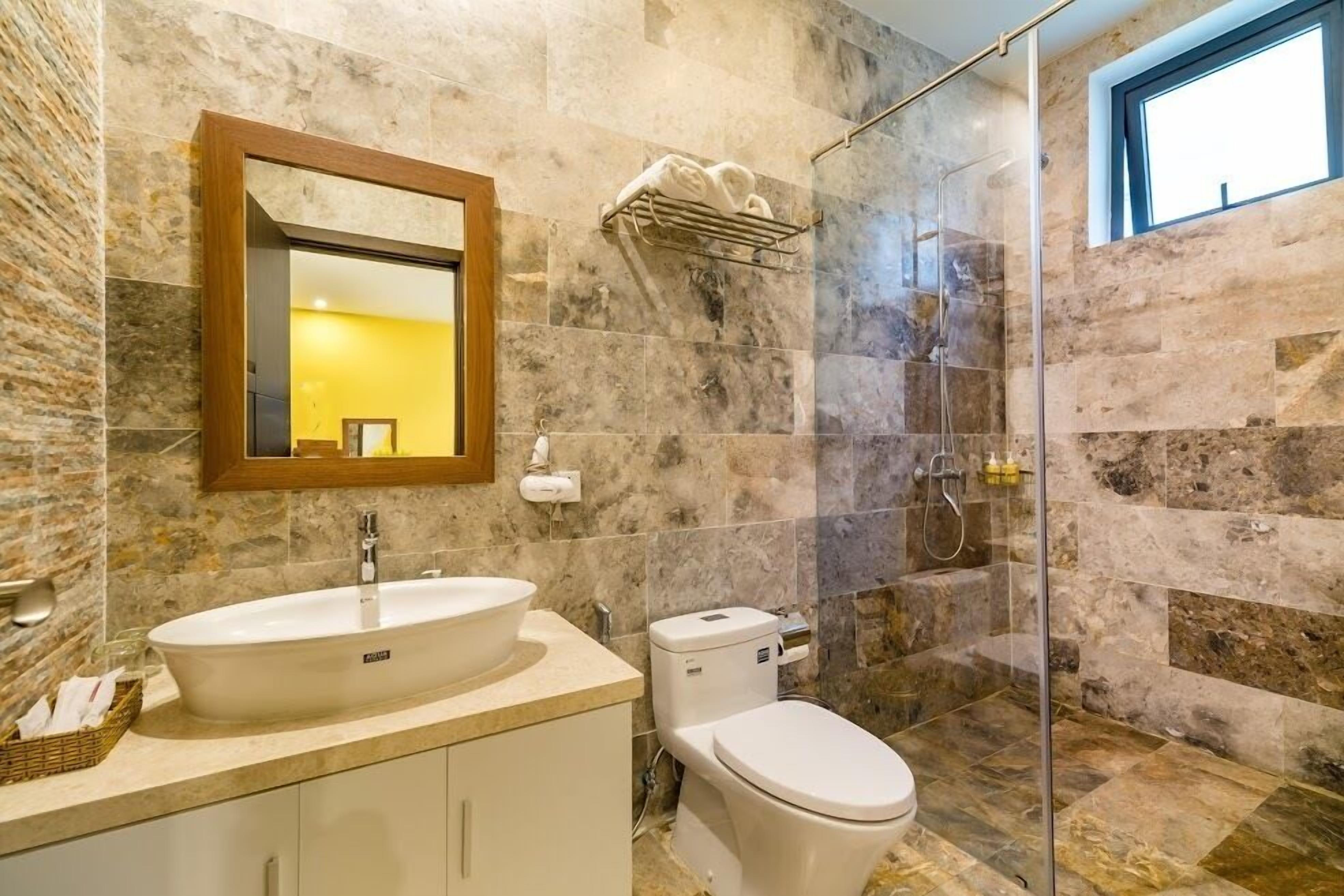 minibar, in-room safe, desk, soundproofing