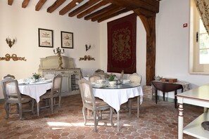 Petit déjeuner buffet compris tous les jours