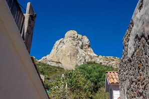 Exterior - Hotel de Piedra (Ezequiel Montes)