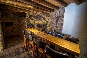 Winery - Hotel de Piedra (Ezequiel Montes)