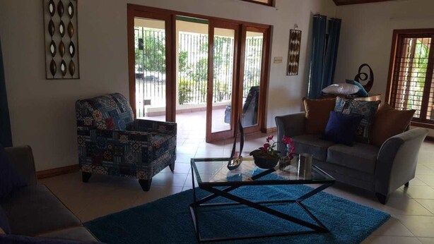 Living room - Rafjam new kingston (Kingston)