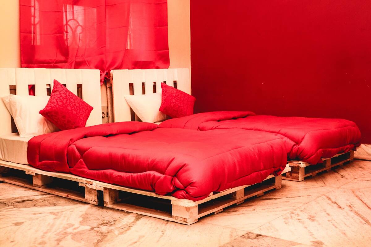 Executive Room | In-room safe, iron/ironing board, free WiFi, bed sheets