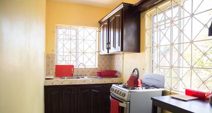 Apartment in Hellshire near Beach