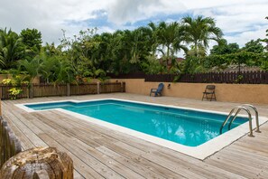 Outdoor pool - The US Embassy Luxury Apartment (Kingston)