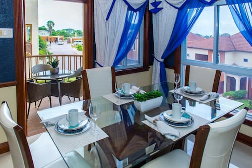 Family Apartment, Mountain View | In-room dining
