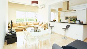 Departamento Confort, para no fumadores | Área de sala de estar