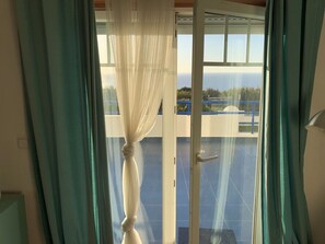 Interior - Lovely Apartment with sea view and pool in Ericeira, Portugal (Fonte Boa da Brincosa, Ericeira)