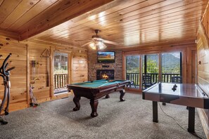 Spielezimmer