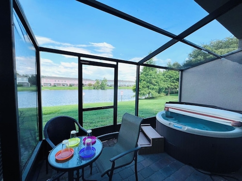 5 BR 3BA Pool SPA Gated, lakeview ;Star Wars Arcade; EPCI 12 miles DISNEY 5 mile