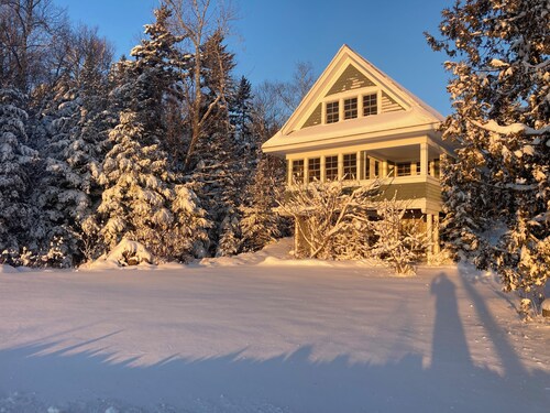 Waterfront Downeast Retreat in der Pigeon Hill Bay in Steuben