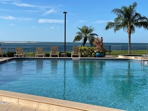 Piscina externa, piscina aquecida