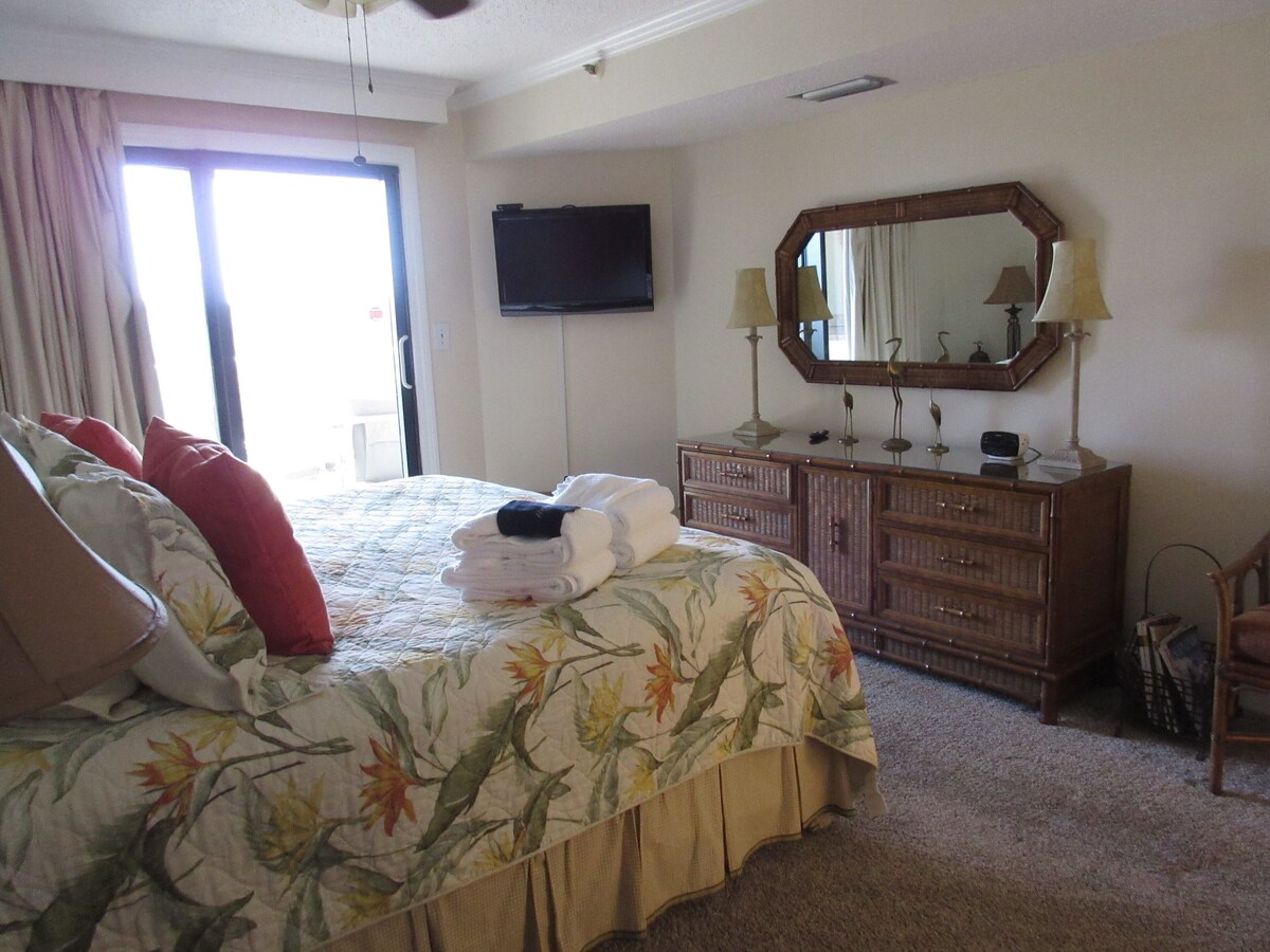 Photo 14 of Stunning Gulf View Unit.......Last Minute Discounts Available!