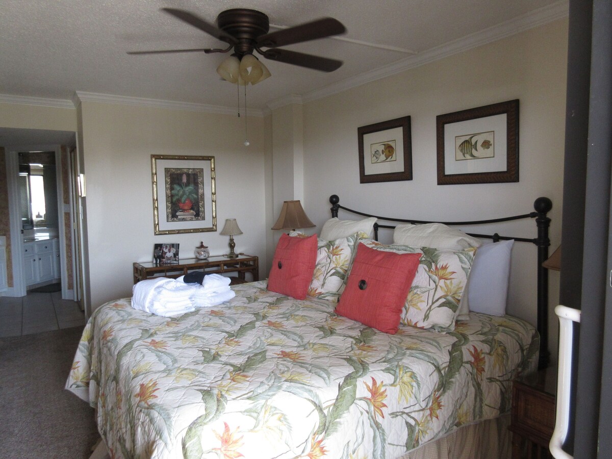 Photo 13 of Stunning Gulf View Unit.......Last Minute Discounts Available!