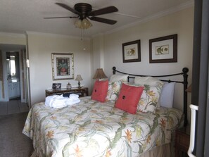 2 bedrooms, free WiFi, bed sheets - Stunning Gulf View Unit.......Last Minute Discounts Available! (Destin)