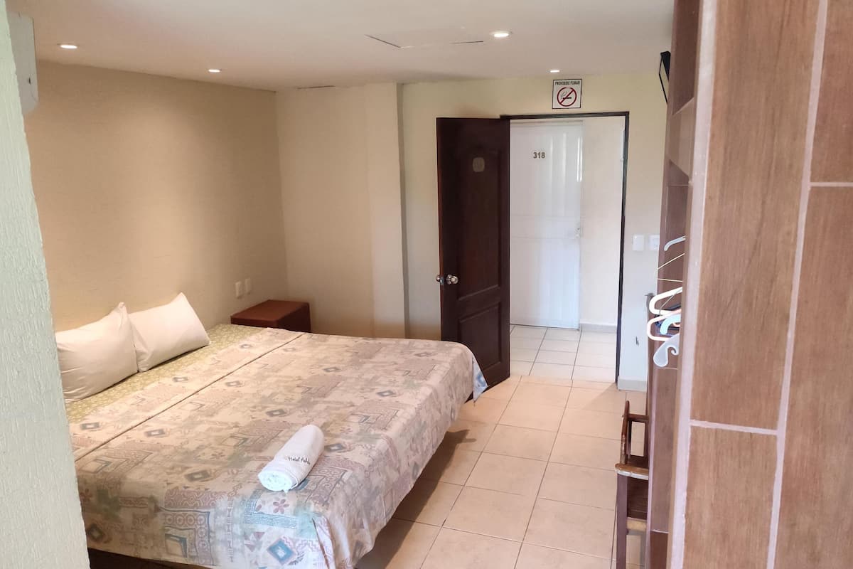 2 bedrooms, bed sheets