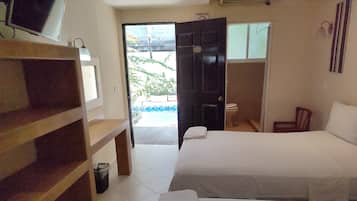 Habitación doble estándar, 2 camas matrimoniales | Ropa de cama