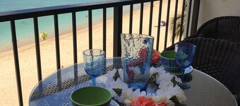 Stay On The Beach In Makaha  