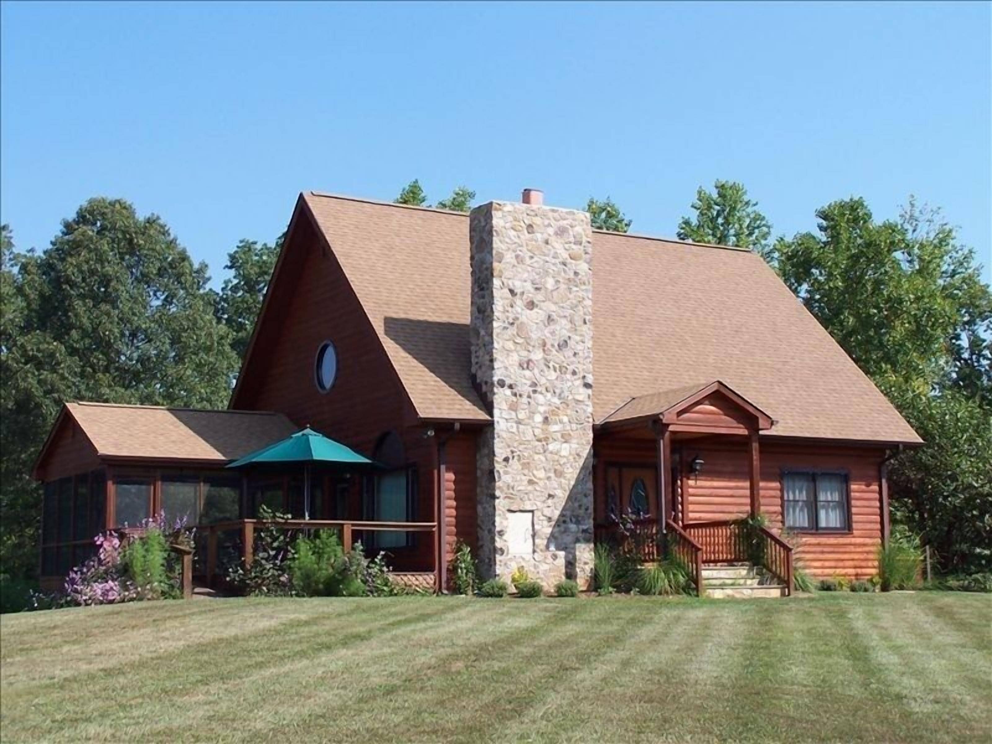 Virginia Country Cottage - Your Home Away from Home