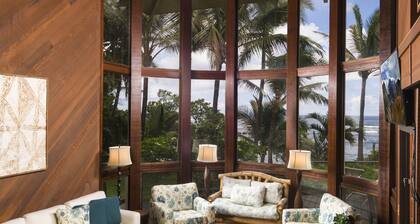 Breathtaking Oceanfront Location, Gorgeous Views, Stroll to Hamoa Beach, Hot Tub